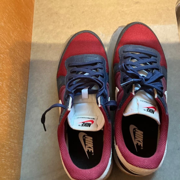 Nike Internationalist custom designed sneakers, these are one of a kind! - Picture 2 of 7